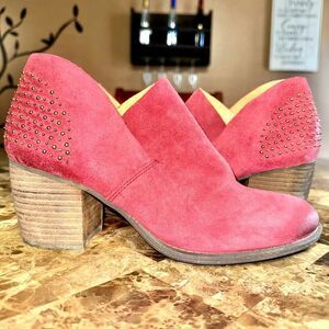 Naya Women's Valerie Red Suede Studded Embossed Wedge Heel Booties Boots